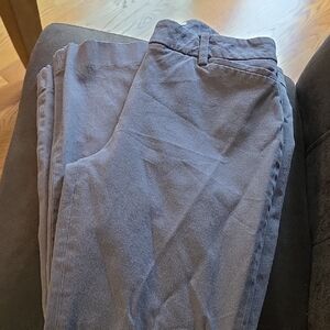 41 Hawthorn Women's Gray Cropped Pants